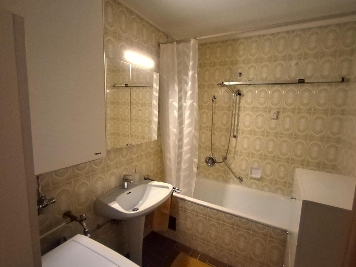 Waldeslust Warmbad Mit Balkon Und Privatem Parkplatz Apartment Villach Luaran gambar