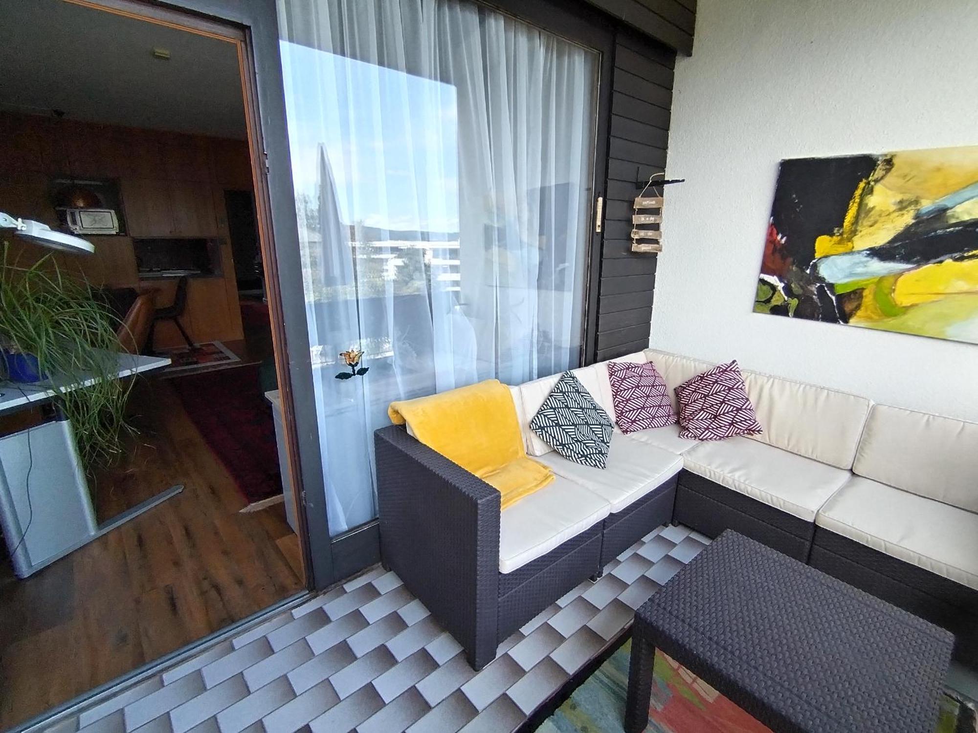Waldeslust Warmbad Mit Balkon Und Privatem Parkplatz Apartment Villach Luaran gambar